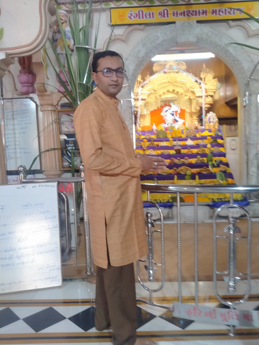 tanksuresh2's tweet photo. જય સ્વામિનારાયણ નૂતનવર્ષાભિનંદન https://t.co/6SITKFYbcR