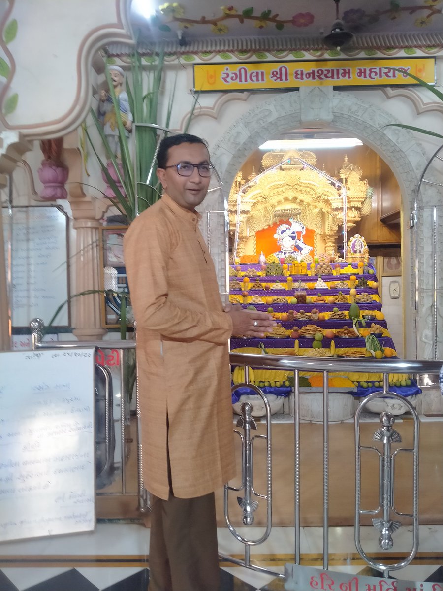 tanksuresh2's tweet photo. જય સ્વામિનારાયણ નૂતનવર્ષાભિનંદન https://t.co/6SITKFYbcR