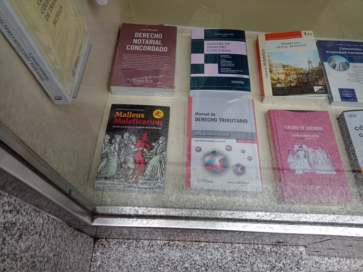 No sabía que los abogados podían especializarse en cazar demonios