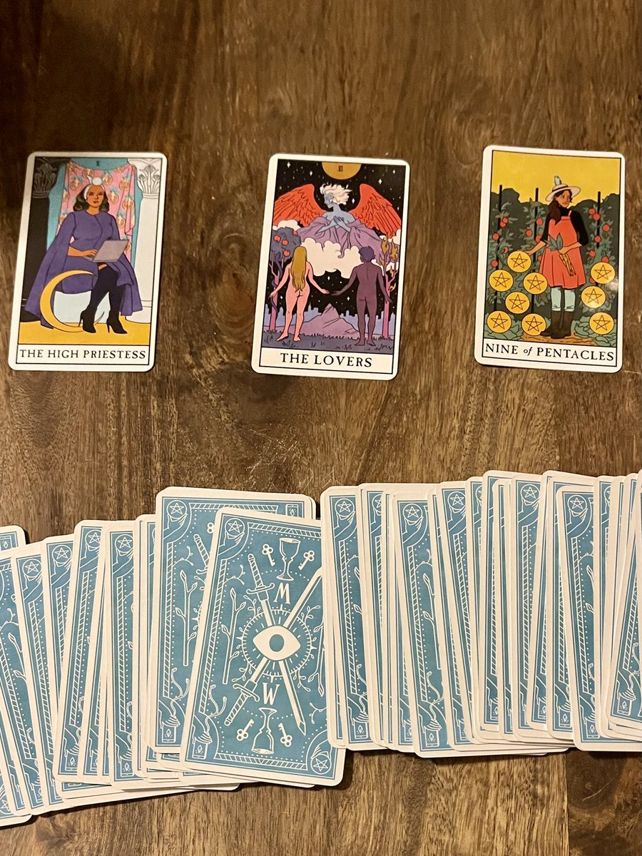 badlucklen's tweet image. This solar eclipse tarot pull last night was wiiild good energy