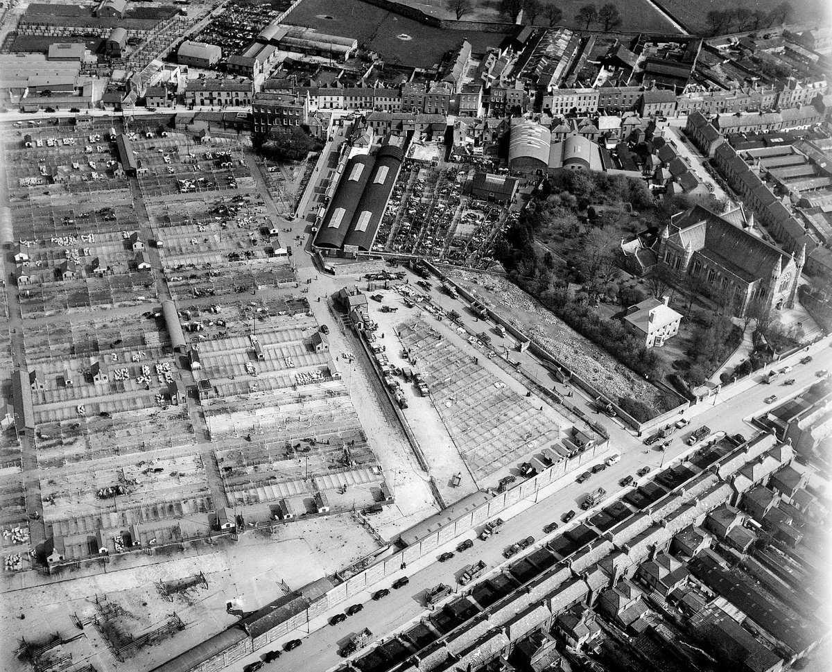 The old cattle market on Dublin's north curcular road in the 1950s.