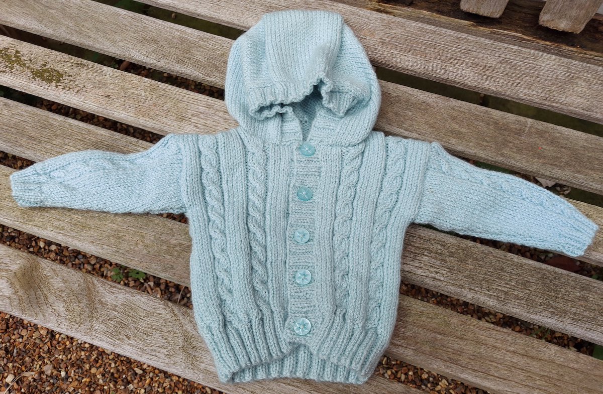 Maureen in Rugely has sent us this delightful cabled child sized hoodie. Hooded jackets of all sizes are really useful and in constant demand. It is Knit of the Day. Thank you Maureen! #knitoftheday #knittingforothers #handmade #knitting #knittingforcharity #yarnaddict