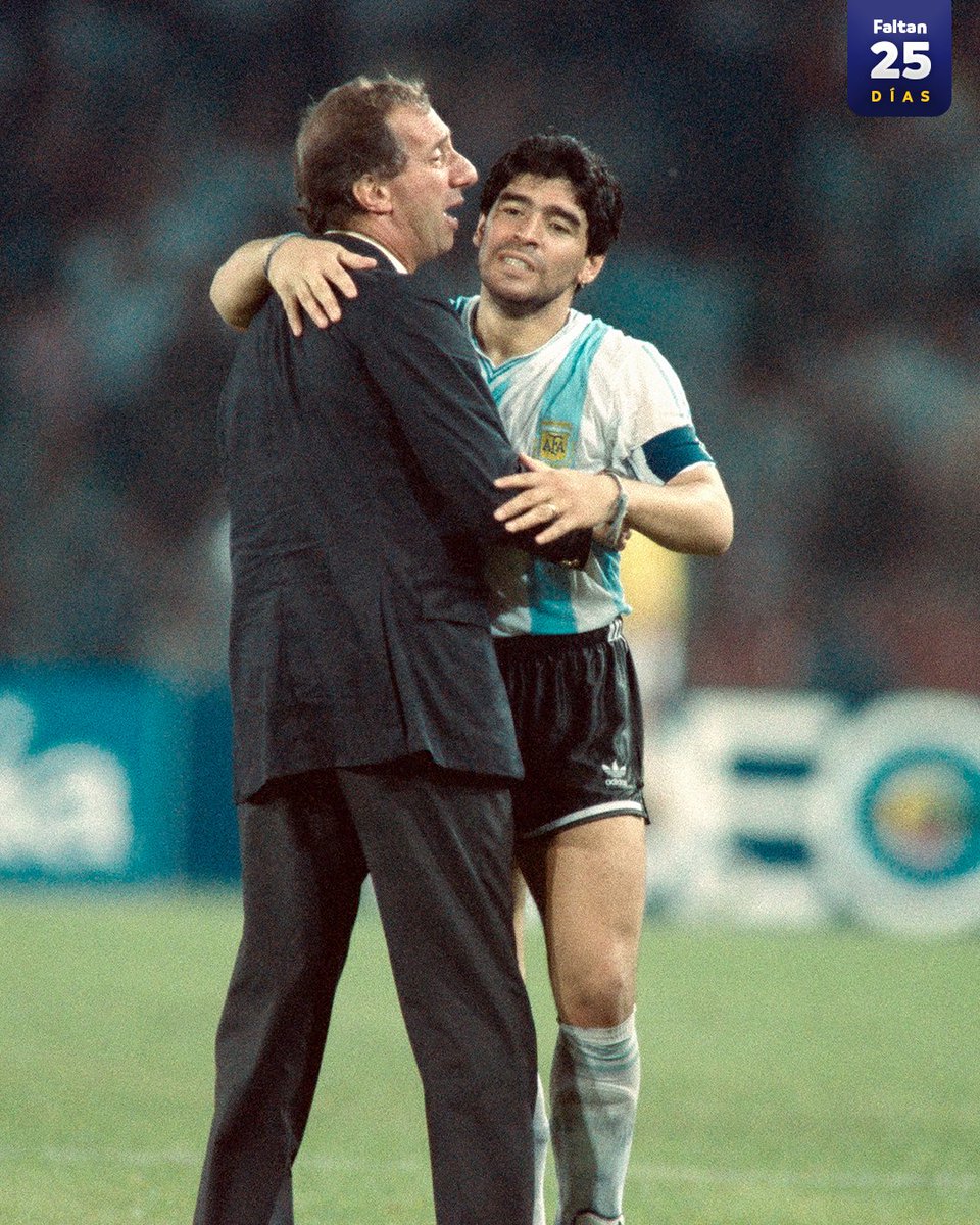 CONMEBOL's tweet photo. Describe esta imagen con la primera palabra que te venga a la mente 🥹🇦🇷 @FIFAWorldCup

#25DaysToGo #CreeEnTuContinente https://t.co/sfzErP2ttV