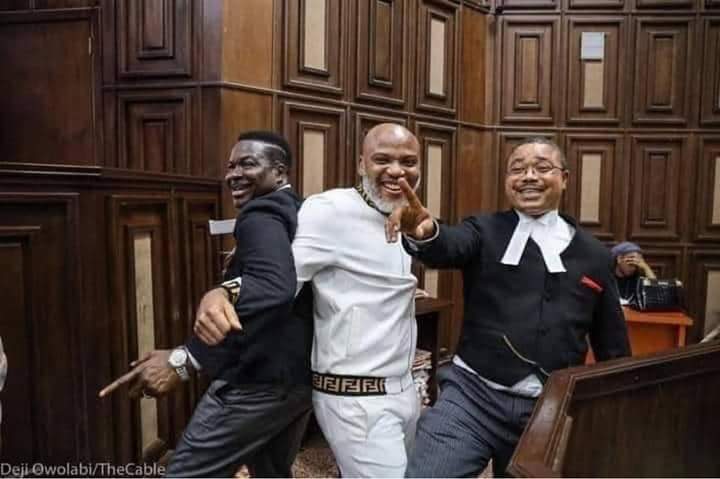 EzeobiZ's tweet photo. #BREAKING26/10/22
#IPOB Leader #MaziNnamdiKanu records another Victory again@ #FederalHighCourtUmuahia against @MBuhari led @NigeriaGov in their jurisdiction,Judge delivers verdict on #Kanu To be returned to #Kenya,He Slams FG of #100bn suit for his rights violation.
@Amaka_Ekwo https://t.co/DDvr63nybb