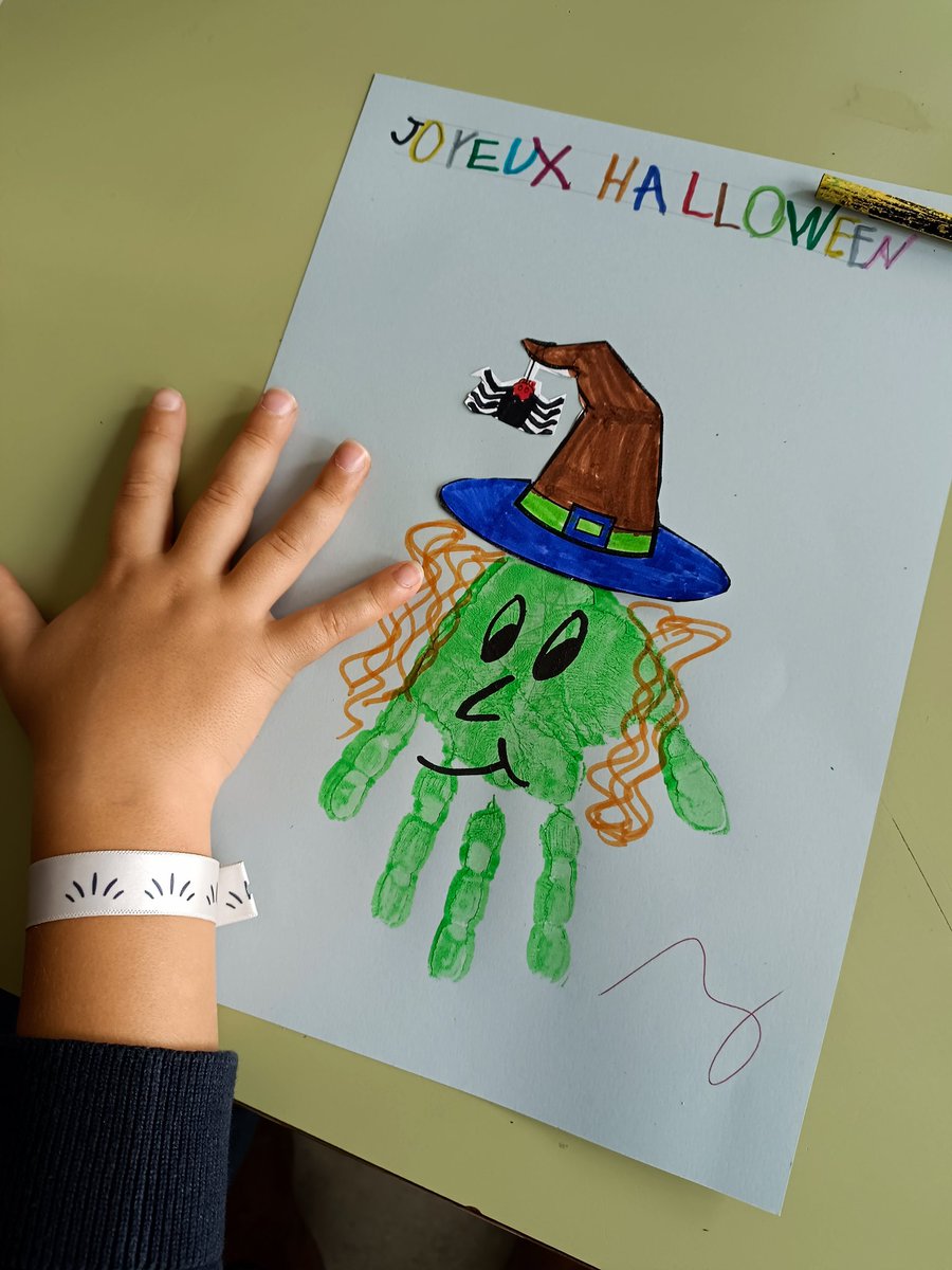 En cours de français, on fête aussi Halloween🧹🧙👻
En la clase de francés también celebramos Halloween🎃