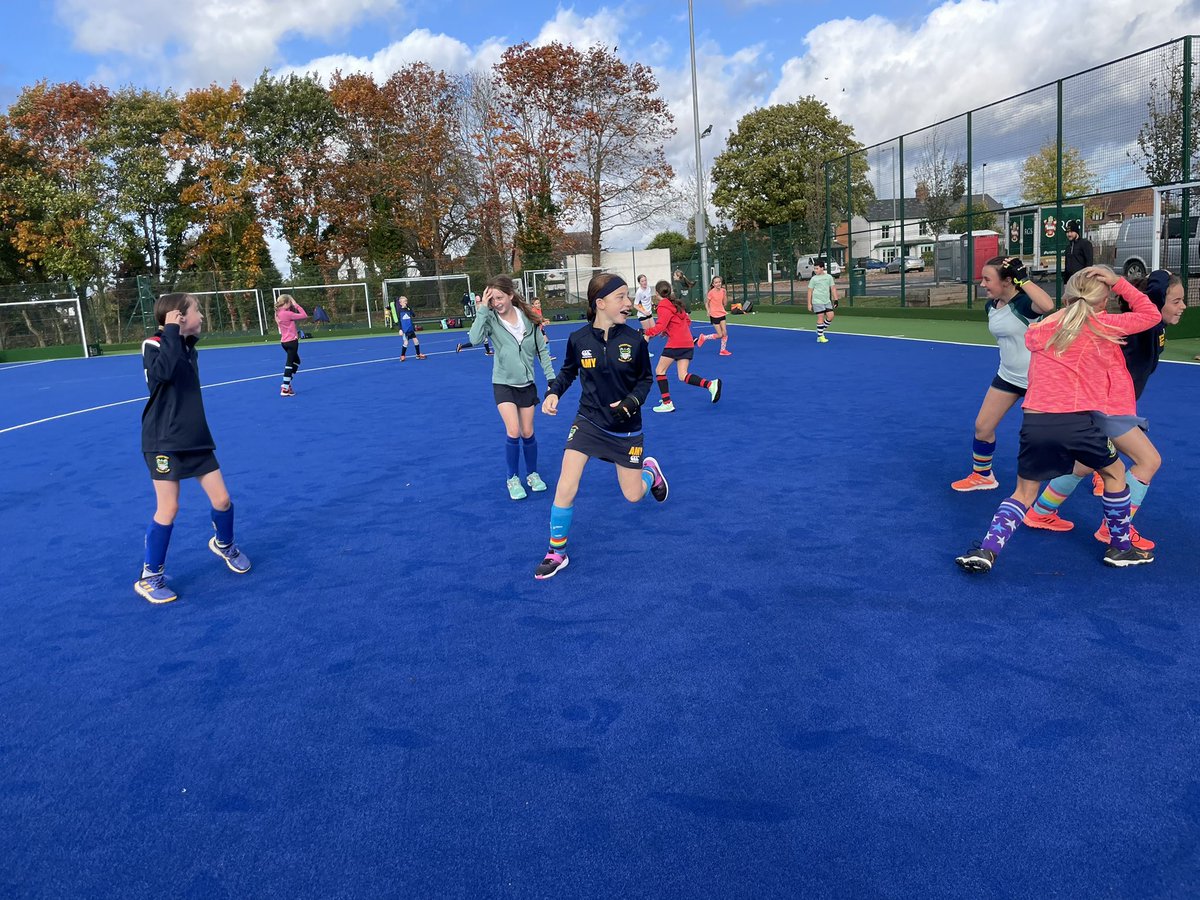 PerfXHockey's tweet photo. Great to be back in Worcestershire delivering top class hockey coaching to an awesome group of players from @WorcesterHC, @StourportHC, @herefordhockey, @RGSWHockey & @KSW_Sport ๐คฉ
The players have worked on their defensive skills this morning, more to come!! #TimeIsFlyingBy https://t.co/adkkcFzSIW
