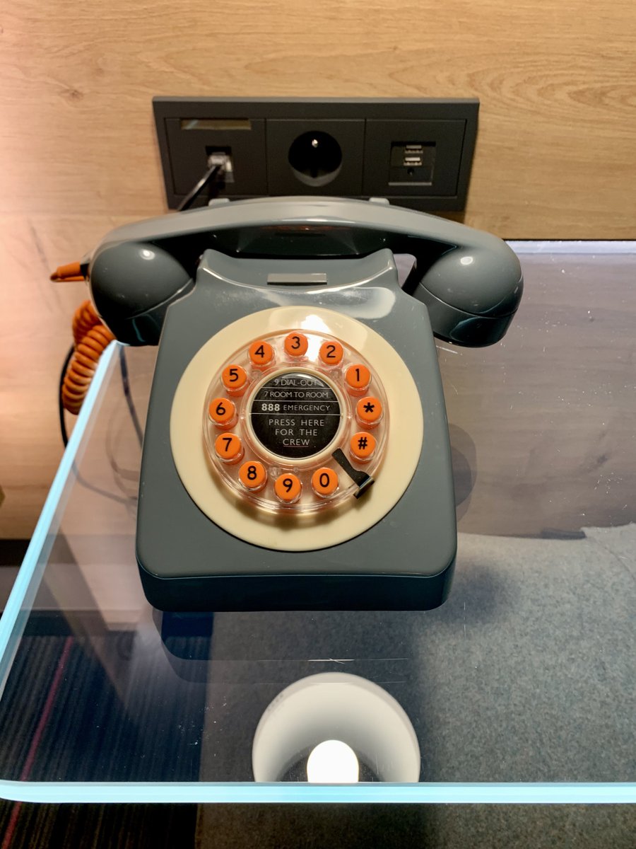 Philipp Krenn tweet media