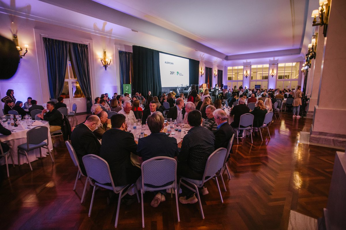 Con la participación del intendente <a href="/gmontenegro_ok/">Guillermo Montenegro</a> y parte del equipo de <a href="/munimardelplata/">Municipalidad de General Pueyrredon</a>, se realizó el encuentro de cierre del #EncuentroFederalPyme de #CAMEenMardelPlata, que convocó a más de 300 dirigentes empresarios de todo el país.

#EsConLasPymes 💪🇦🇷