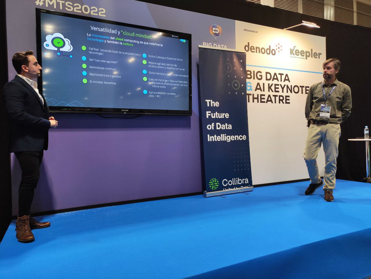 MadridTechShow's tweet image. Lo interesante del #iCloudComputing es que redefine la tecnología y también la cultura. Nos lo cuentan @BrunoRizzuti y #DanielBorao de @BoehringerES.
#MTS2022 #BDAIWMadrid