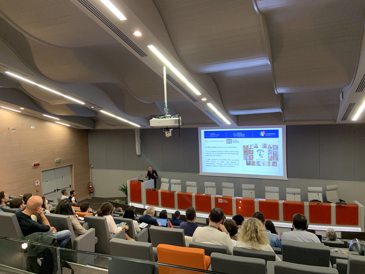 RNA Flagship at IIT (@rna_iit) on Twitter photo Here we go: the day one of the 1st #RNAretreat <a href="/RNA_iit/">RNA Flagship at IIT</a> has just started: Opening lecture by <a href="/SGustincich/">Stefano Gustincich</a> <a href="/IITalk/">IIT</a> <a href="/5000genomi/">5000genomiVdA</a> Here we go: the day one of the 1st #RNAretreat <a href="/RNA_iit/">RNA Flagship at IIT</a> has just started: Opening lecture by <a href="/SGustincich/">Stefano Gustincich</a> <a href="/IITalk/">IIT</a> <a href="/5000genomi/">5000genomiVdA</a>