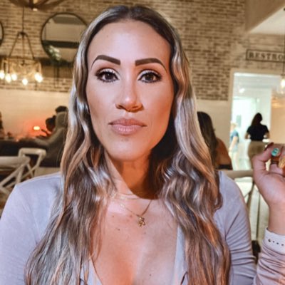 RaquelDelRio's tweet photo. #NewProfilePic https://t.co/8fzyZBULXk