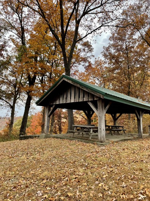 Since it started raining here yesterday, probably about the last of the fall type photos   A few pics<a href="/tag/photo"class="tags"><span>#photo</span></a><a href="/tag/roadtrip"class="tags"><span>#roadtrip</span></a><a href="/tag/fall"class="tags"><span>#fall</span></a>