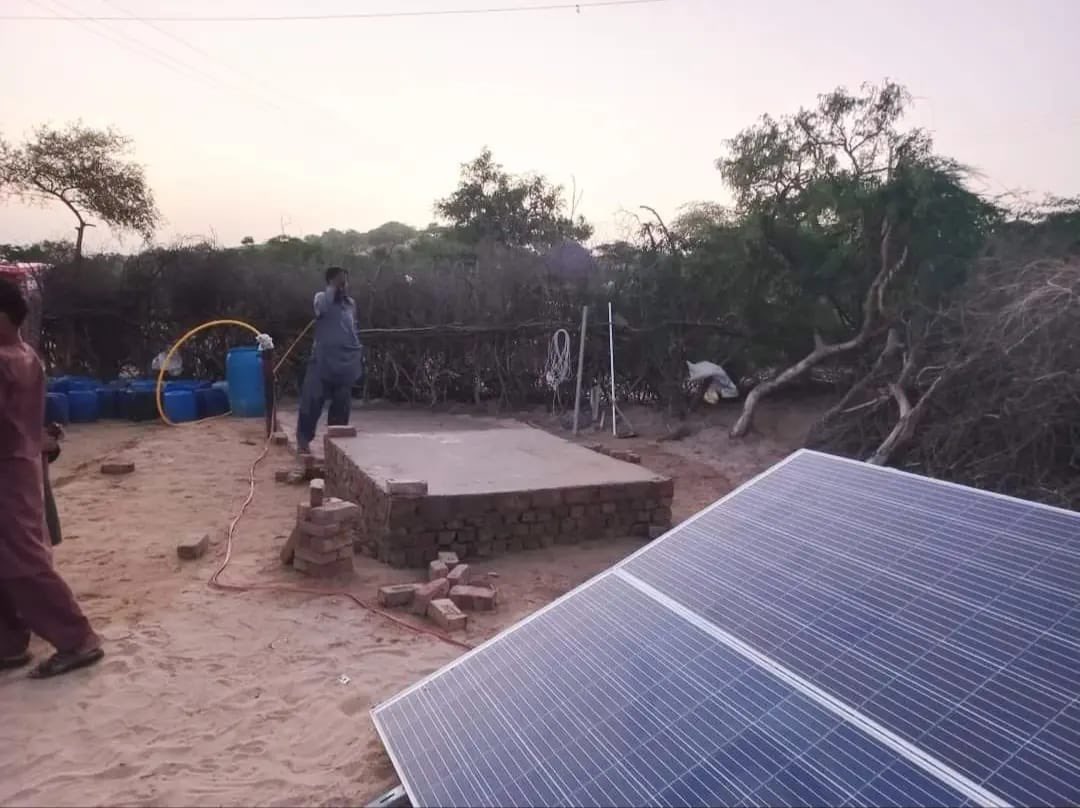 AnsarBurney's tweet photo. #Thar Water projects and Women Empowerment work of Ansar Burney Trust in Thar Sindh #Pakistan #SolarPowerWaterProjects #HumanRights #Peace #InterfaithHarmony #WomenEmpowerment #NoPoverty #Justiceforall #Humanity #StopHumanTrafficking https://t.co/u3r5H3fn9P