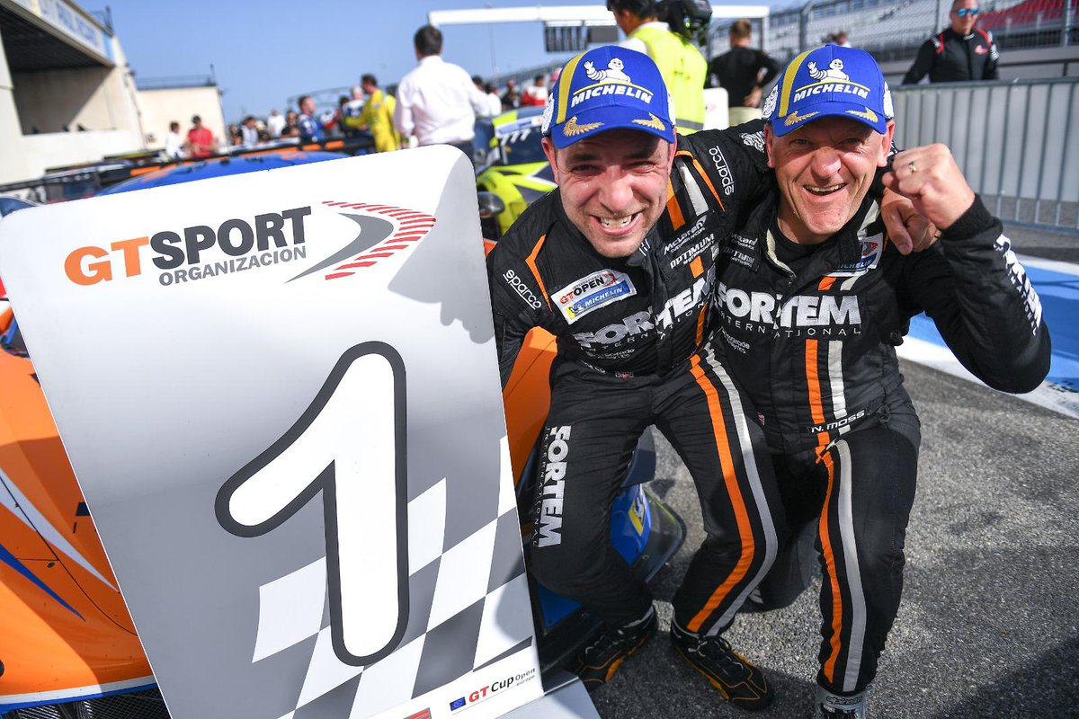 McLarenAuto's tweet photo. We look back at an outstanding racing season for our Customer Racing Teams. The long list of achievements obtained in the 2022 season goes to show the grit and determination from all teams and drivers involved. #McLaren #McLarenCustomerRacing https://t.co/qUHVFbsD87