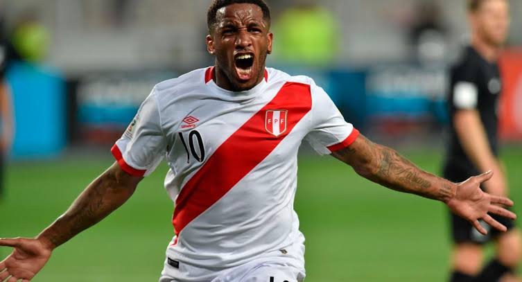 MetaCracks's tweet image. ¡Feliz cumpleaños Jefferson Farfán! 🇵🇪

#peru #peruvian #futbol