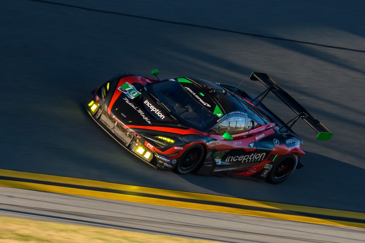 McLarenAuto's tweet photo. #McLaren #McLarenCustomerRacing https://t.co/v623k980Vp