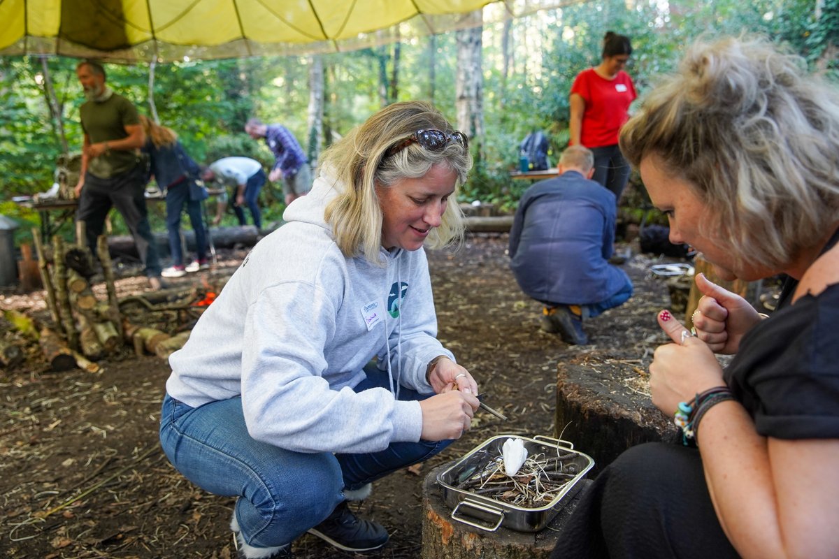 CommsUnplugged's tweet photo. #CONNECTION WITH #NATURE is at the heart of Comms Unplugged. The fabulous Layne Hamerston ran a brilliant #bushcraft session for us at #CU22. And what a setting he created! Getting Unpluggers truly back to nature learning the skills of our ancestors. Fab!
#wellbeing #learning https://t.co/mh1atJ5YUW