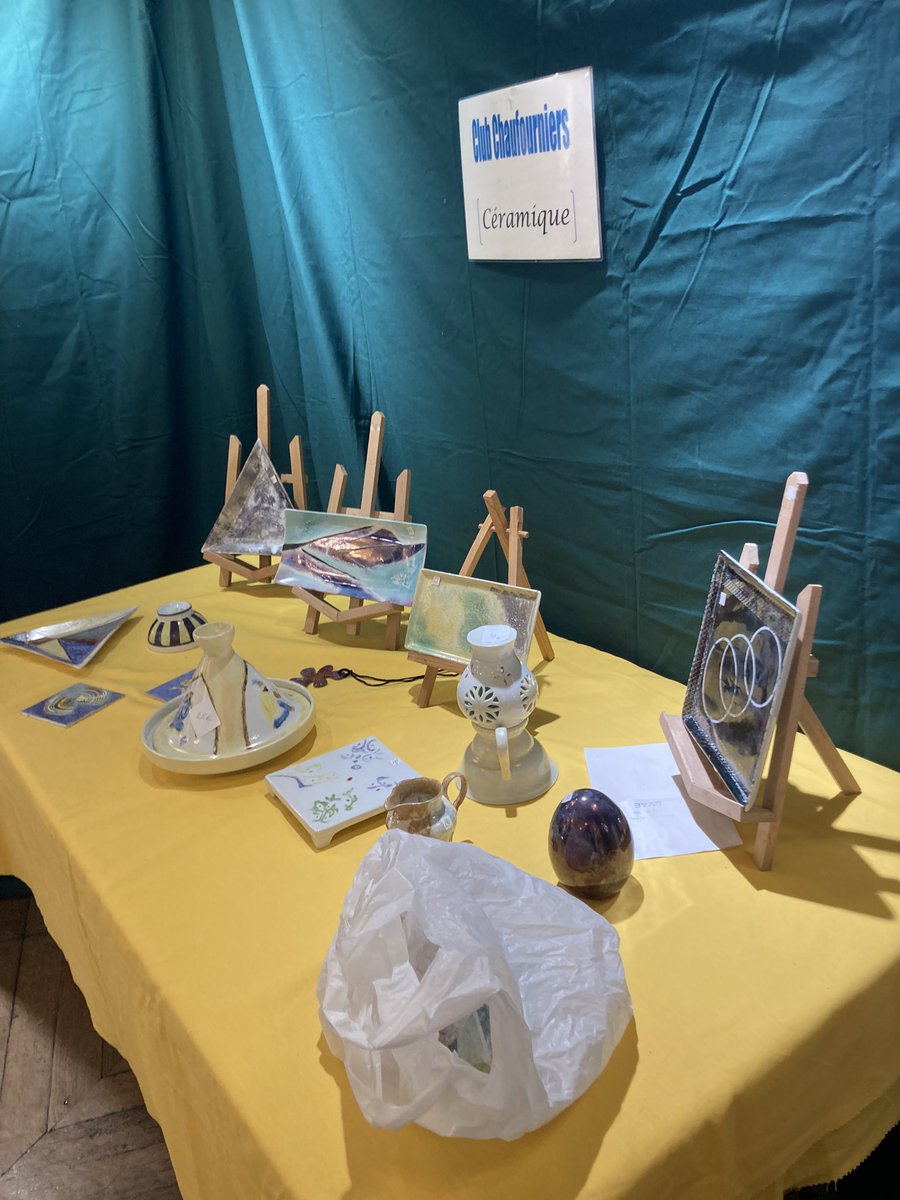 gwenaustin75019's tweet photo. #ClubsSeniors #Seniors #EPS19  on a tous et toutes un petit cadeau à faire 😉 passez voir en Salle des Fêtes  les créations des Clubs Seniors, à petits prix 🤩🎁👏⬇️ https://t.co/5cy3rce9w8