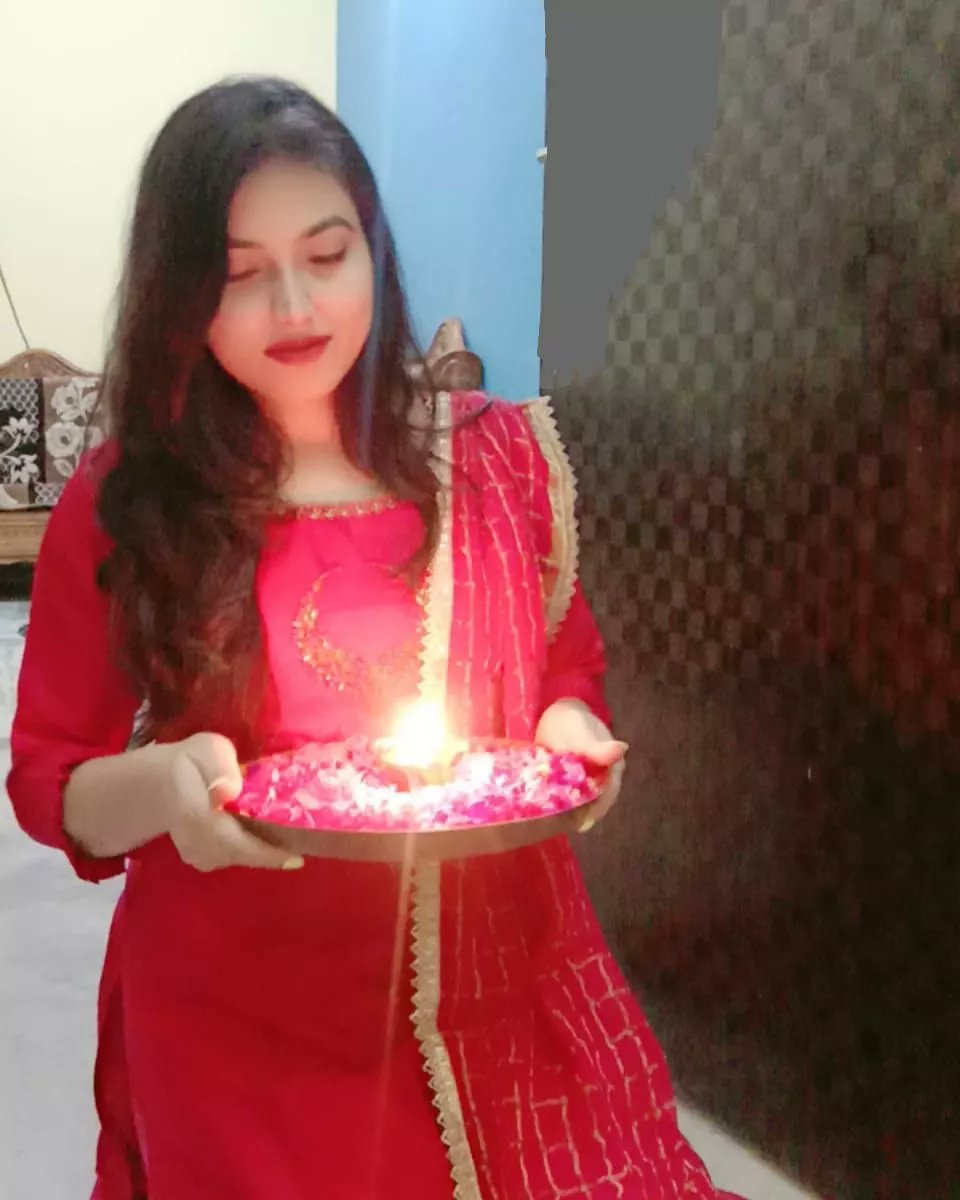 author_komal_vr's tweet photo. "Elegance is when the inside is as divine as outside.."

#HappyDiwali #blessed #Divine #writer #poet #author #storyteller #dreamer #screenwriter #beauty #of #light #kvpoetry #komalverma #creativewriting #authorkomal #bestseller #contentwriting https://t.co/U2zajtJh1z