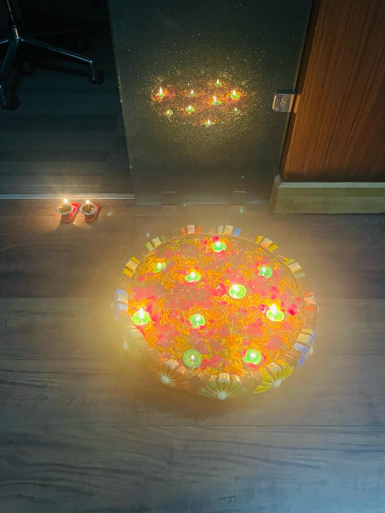 impingere's tweet image. We celebrated this Diwali with colorful rangolis, bright lights, gifts, and diyas to ensure everyone at Impinge Solutions will have positive festival vibes and lots of success.  

#Diwali2022 #FestivalOfLights #impingesolutions