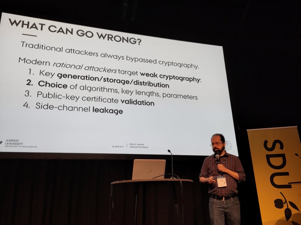 simon_sdu's tweet photo. @dfaranha talking at #digitaltechsummit about cryptography in industry 4.0 https://t.co/gjzF429c67