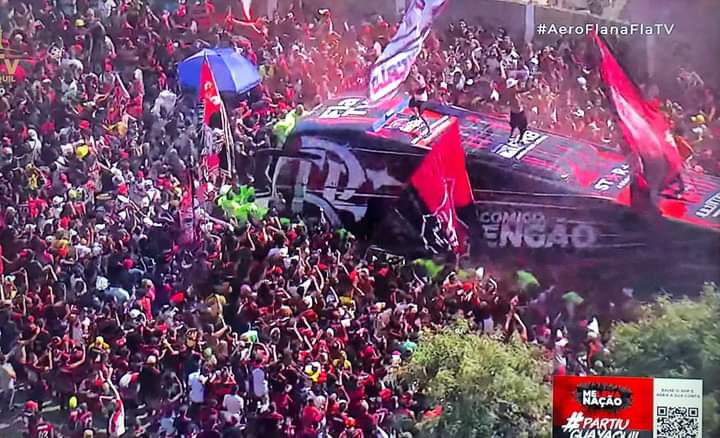 kekexcrf's tweet photo. Flamengo não se sente, se vive.❤️🖤 https://t.co/ouYtFnJrTD