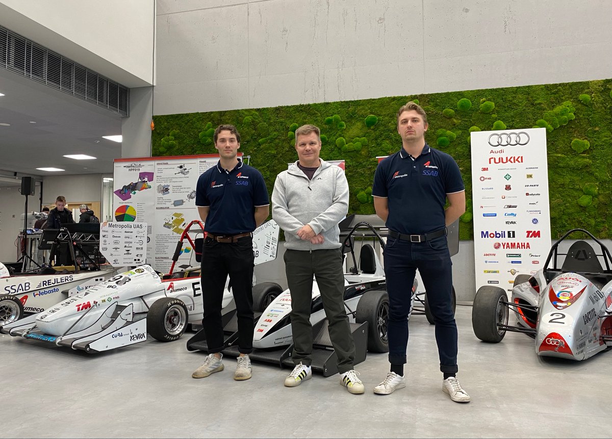 Formulalegenda Mika Salo ryhtyy Metropolia Motorsportin kummiksi! 🤩 Yhteistyö tarjoaa mahdollisuuksia opiskelijoille autourheilun alalla ja vahvaa kokemusta formulatiimin tueksi! 

Lue uutinen: metropolia.fi/fi/metropolias…

#Formula1 #Formula #InnovaatioFestarit 
<a href="/fsmetropolia/">MetropoliaMotorsport</a>