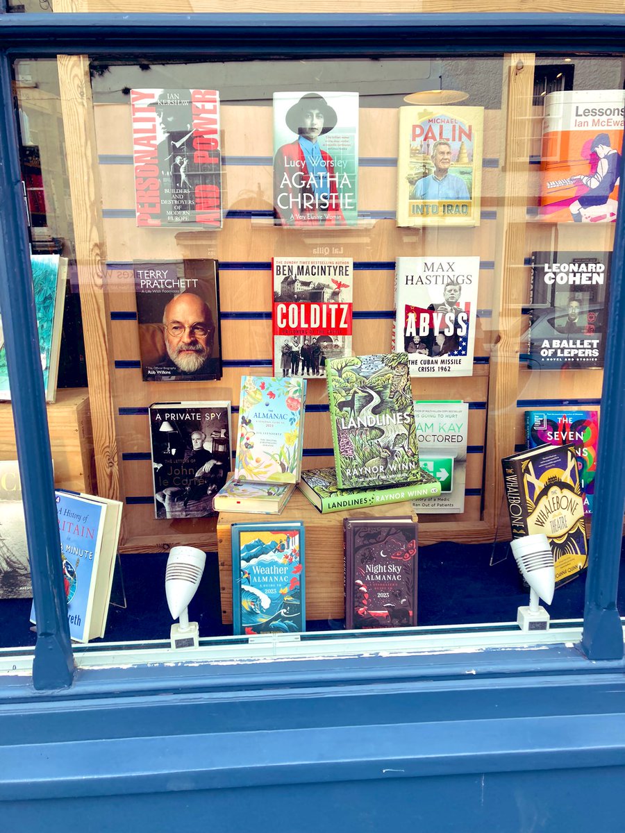 KarenKisreading 📚🐾 tweet media