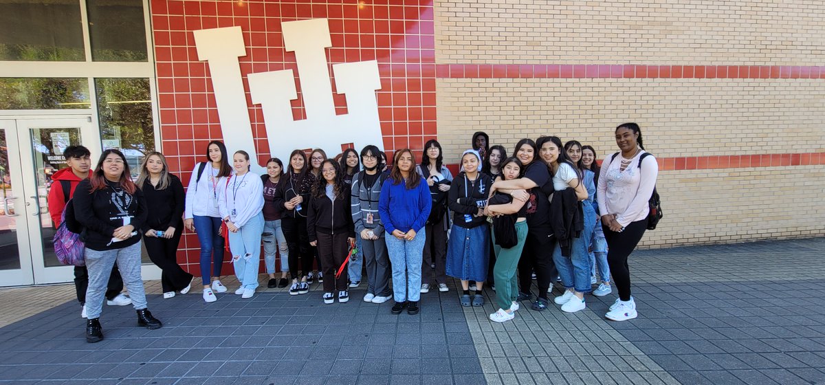 Juniors toured University of Houston and learned all about campus life and admissions. Go Coogs!! <a href="/KingHSPanthers/">CE King High School</a> <a href="/SheldonISD/">Sheldon ISD</a> <a href="/ECHS_SheldonISD/">Sheldon ECHS</a>