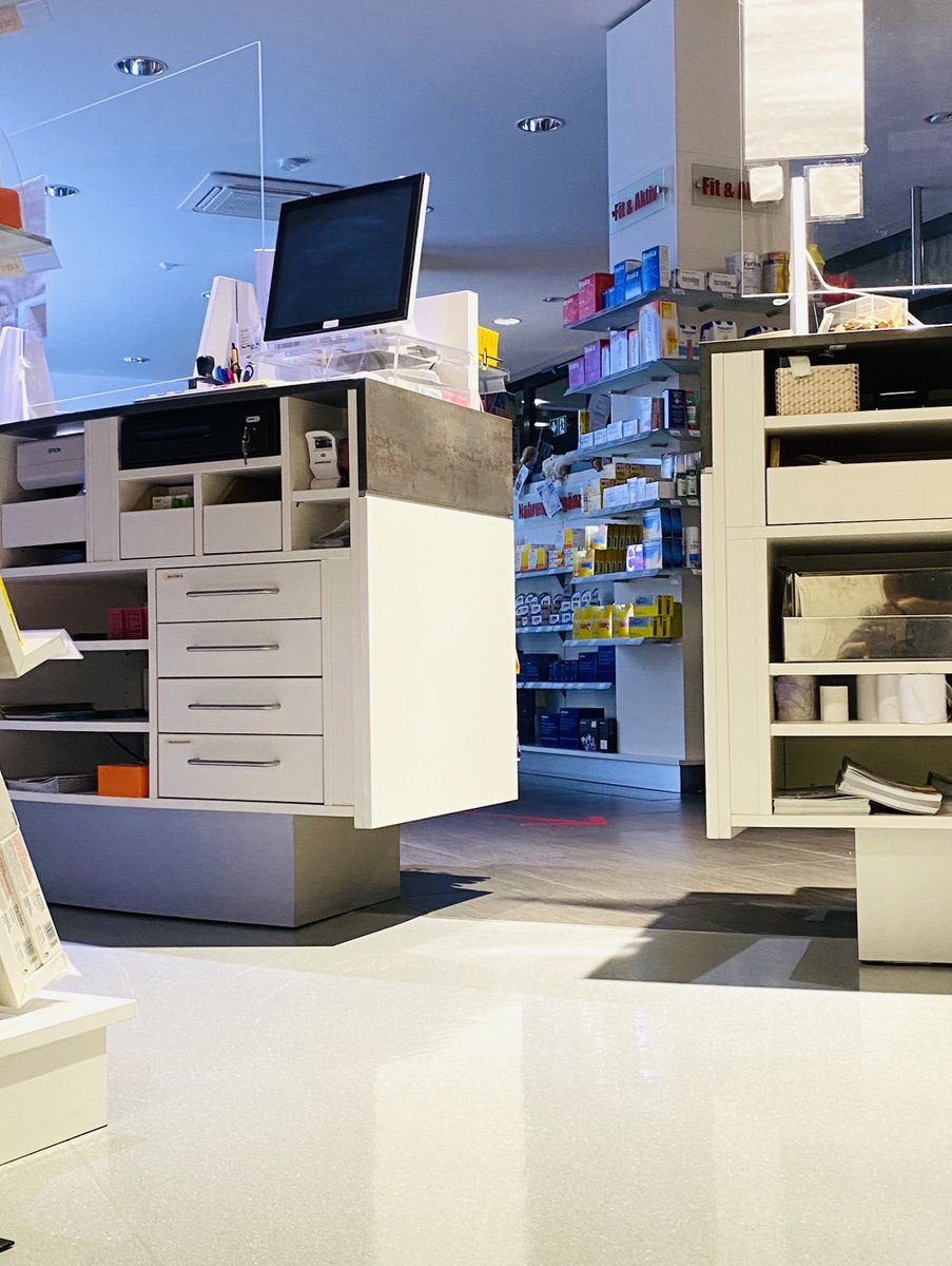 ✨ Tagtäglich gehen 100 Kunden ein und aus - Apotheken, meist der nächste Schritt nach dem Arztbesuch ✨

- 6x die Woche stehen wir hier unseren Kunden aus der Apotheke tatkräftig zur Seite -