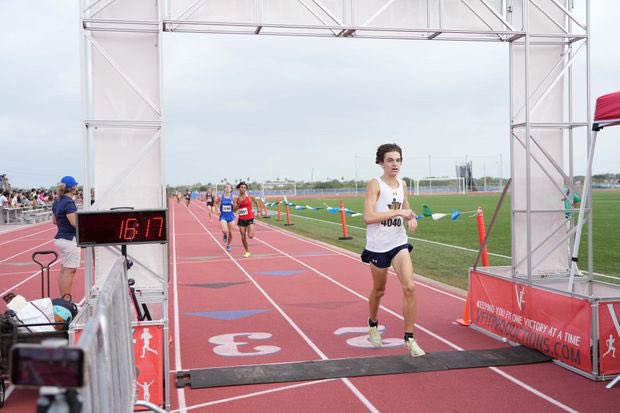 lucas_thelen1's tweet photo. UIL 6A Region 4 Championships. Long course, and a very windy day, but I was able to qualify for the UIL 6A State meet. Excited to run fast, and represent Stony Point at state! https://t.co/E5o4Ear2rD