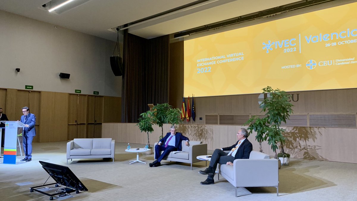 ccsheth's tweet photo. Official inauguration of #IVEC2022, hosted by ⁦@uchceu⁩ and ⁦@FundacionCEU⁩. The ceremony presented by Rector of CEU UCH, Vicente Navarro, Alfonso Gentil representing SEPIE, and Carles Padilla, representing CRUE ⁦@prensaUCHCEU⁩ ⁦@USPCEU⁩ ⁦@UAOCEU⁩ https://t.co/12nwr4anbz