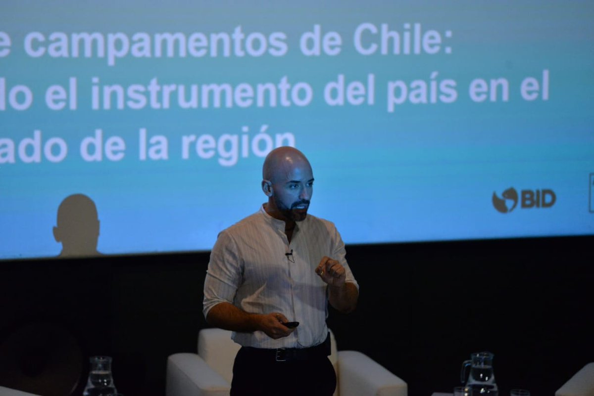 Carlos Montes tweet media