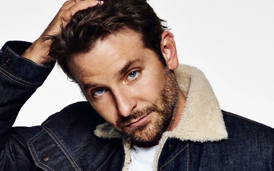 HumorCentral1's tweet photo. 4K Glorious Wallpaper of Beautiful And Amazing Celebrities. #AngelinaJolie #BradleyCooper #chadwick #KylieJenner #nicolekidman #celebrities #Celebrity #CelebrityClicks #wallpaper #4Kwallpaper #humorcentral https://t.co/ElFxsL5YsB