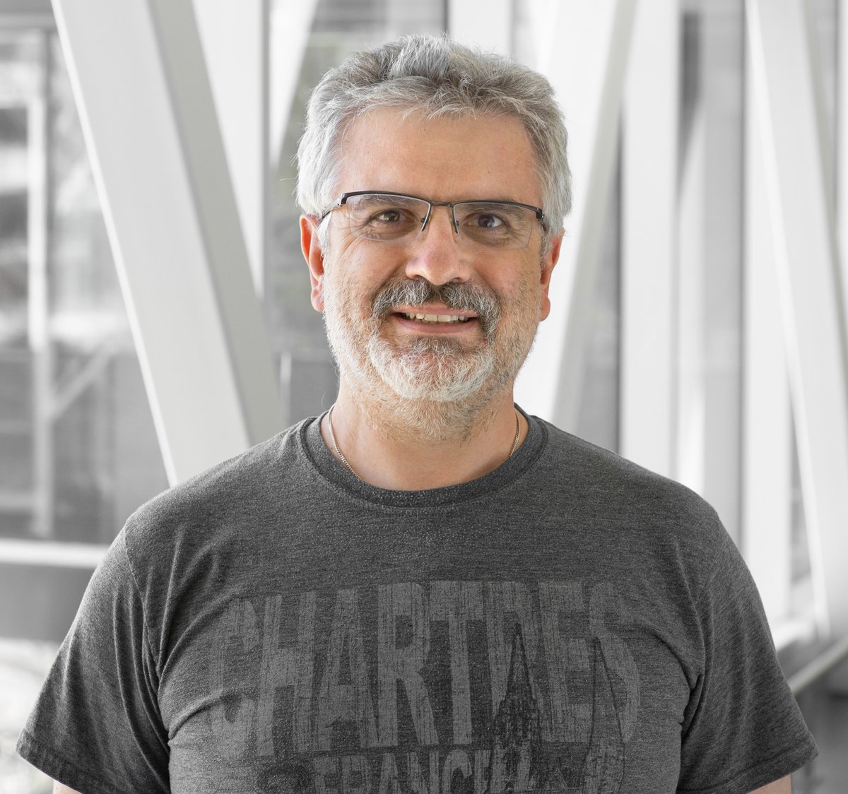 CRCHUM's tweet photo. Avez-vous déjà entendu parler de laboratoire sur puce? Si ce n’est pas le cas, lisez notre entretien avec Benjamin Péant, responsable depuis 2019 de la plateforme de #microfluidique du #CRCHUM.
👇
https://t.co/Y4s4HfLrEN
@chumontreal @UMontreal @FRQS1 @IRSC_CIHR @CRCHUM_Platform https://t.co/Y5gNpbpwlr