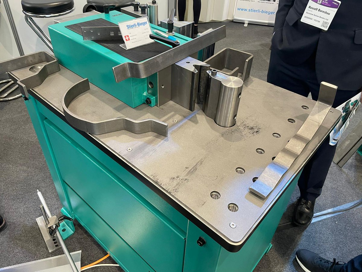 Barnshaws's tweet photo. There are some amazing stands here at #EuroBLECH2022 - the international exhibition for sheet metal working.
Our team is pleased to be here 😃 If you spot them in the crowd, don't be a stranger and say hello.
#sheetmetalworking #technology https://t.co/9ogz0q52SR