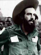 #CubaViveEnSuHistoria 
"Si dehecha en menudos pedazos , llego a ver mi bandera algún día,nuestros muertos alzando los brazos la podrán defender todavía"