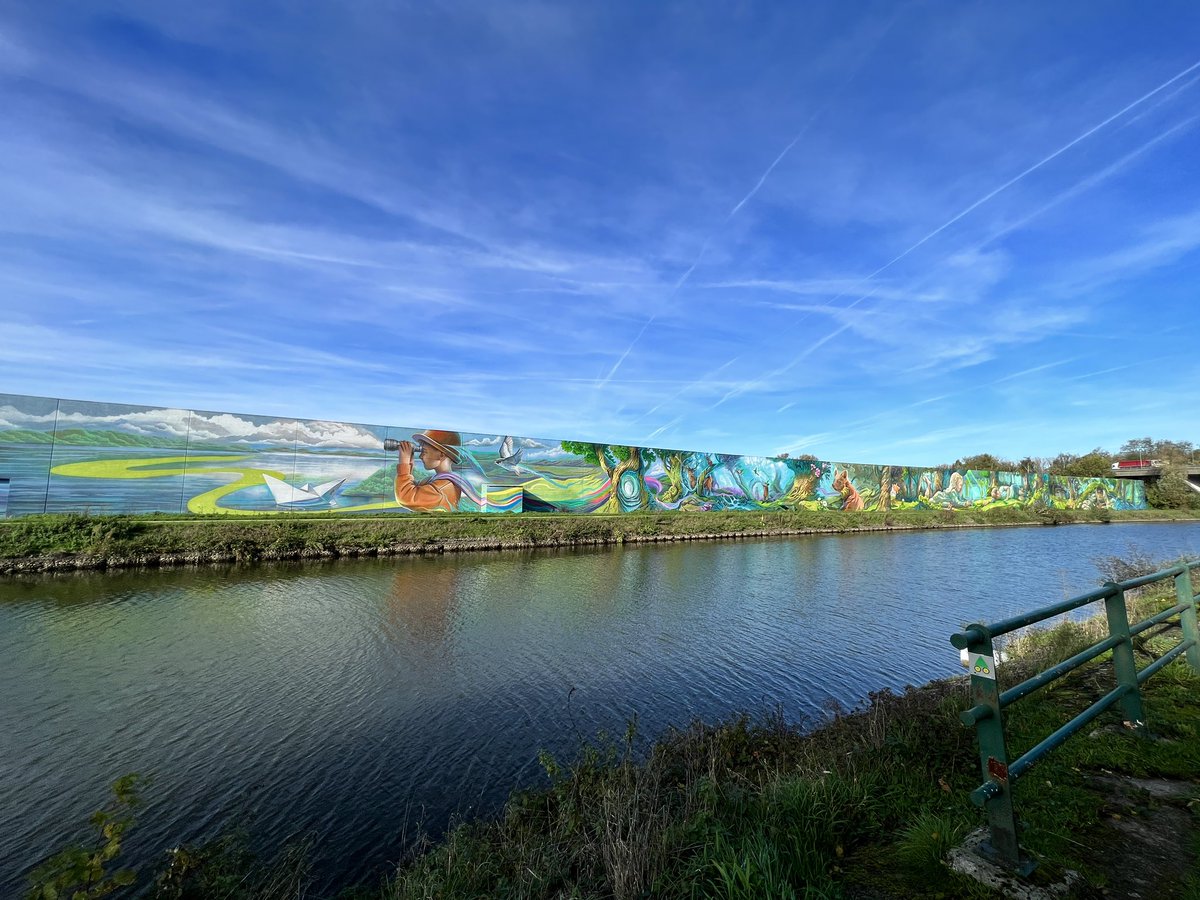StudyBrewing's tweet image. Walked another long segment of the Charleroi/Brussels Canal. Tubize to Halle, passing Lembeek. Rested at Café De Fazant, then recrossed the canal and train tracks to Den Herberg. Intent is to eventually walk the waterway from South Belgium, through Brussels, ending in Antwerp.