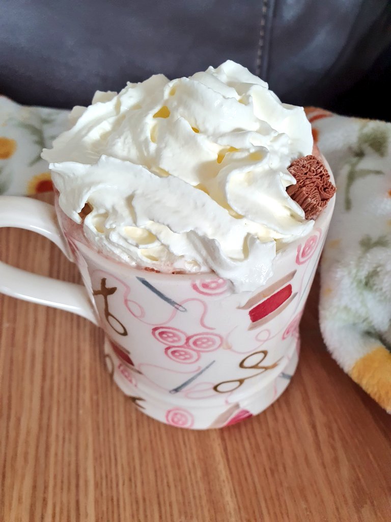 Movie and hot chocolate time with my niece 💕 #Autumn #hotchocolate