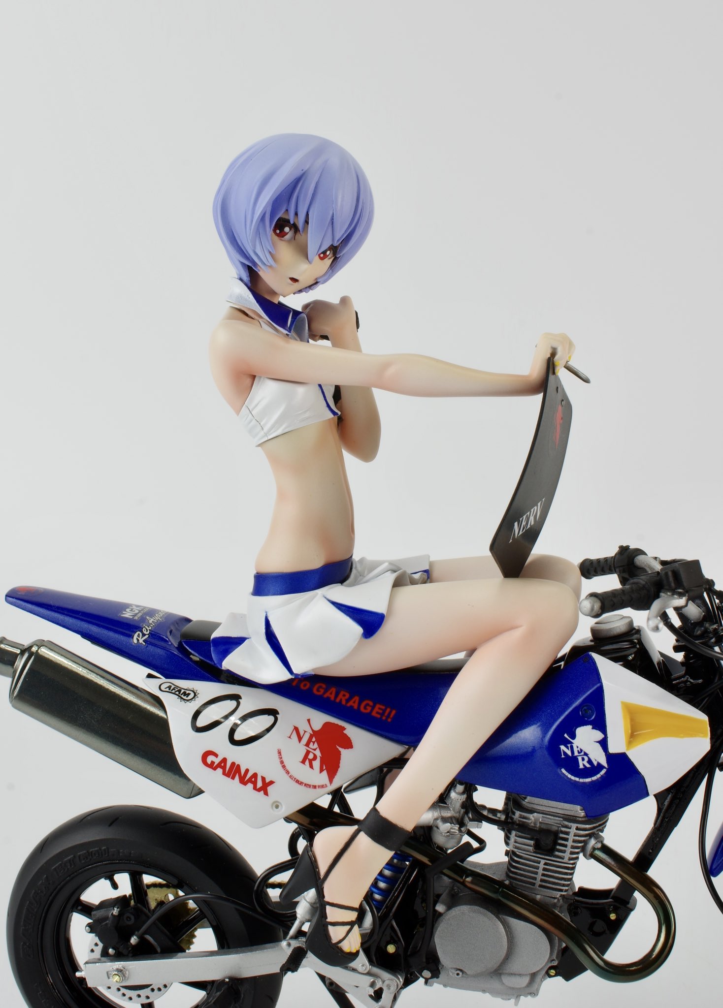 GO to GARAGE!! 綾波レイ＆M/C 1/8 ガレージキット GO to GARAGE!! 綾波レイ＆M/C 1/8 ガレージキット