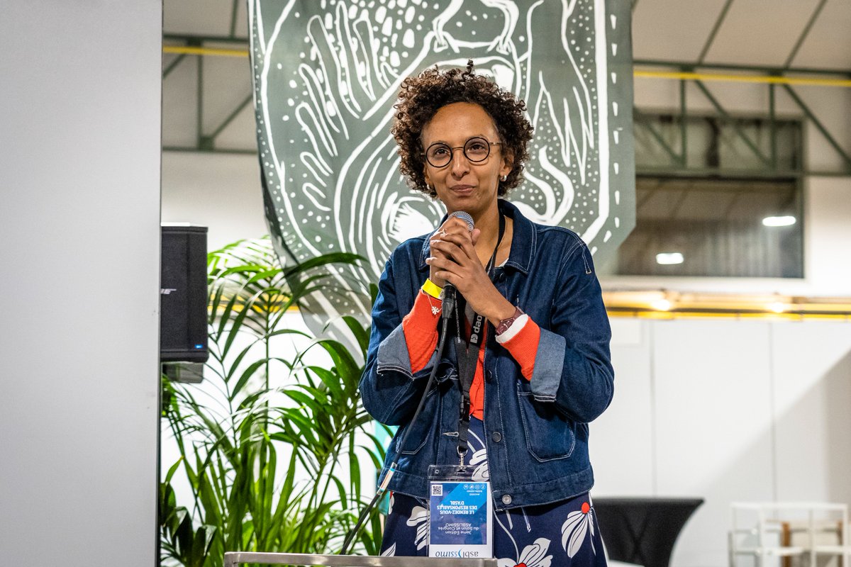 ✨ Retour sur la soirée de Gala de jeudi au salon #ASBLissimo !

Au programme: une ambiance festive, des échanges intéressants et surtout la remise du prix de l’ASBL la plus innovante par <a href="/barbaratrachte/">Barbara Trachte 🌍🌻</a>🏆

#asbl #salon #event #award