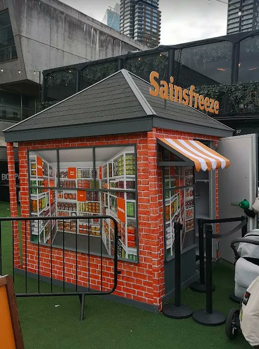 Sainsfreeze: "en estos tiempos de inflación disparada y de incertidumbre, dar ideas a los consumidores sobre cómo ahorrar dinero de una forma práctica es muy bien recibida" <a href="/jmflavian/">J Miguel Flavian</a> #retailmarketing buff.ly/3BYnyNG