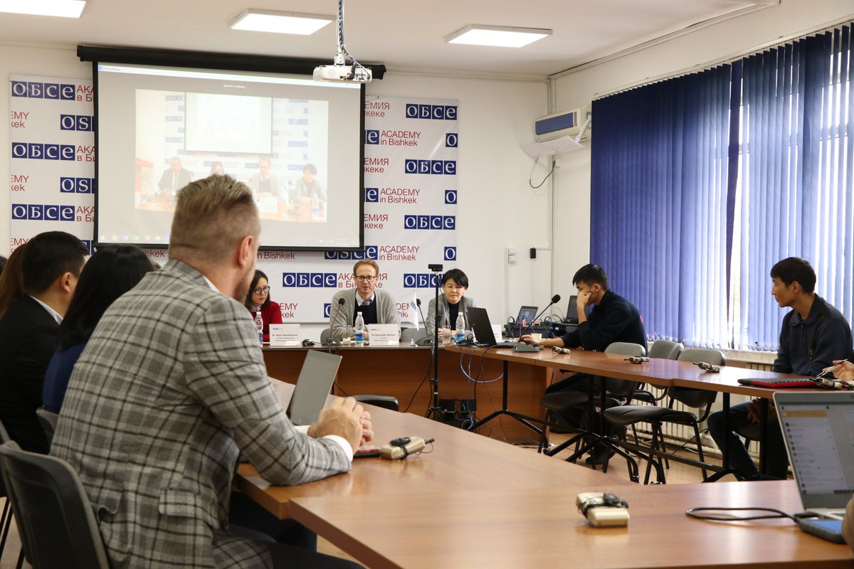 OSCE_Academy's tweet image. #Happeningnow
Expert Roundtable on &quot;Public Diplomacy in Kyrgyzstan and Central Asia: Local Actors, Global Actions&quot;

Join us online: zoom.us/j/95982578418

#OSCEAiB #ExpertRoundtable #PublicDiplomacyCA