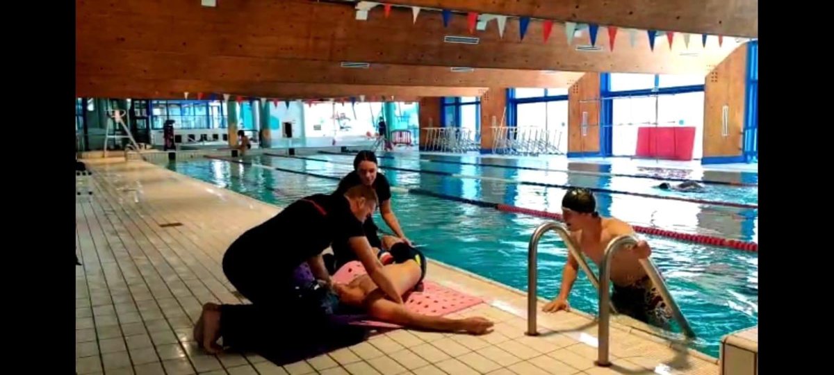 thomas_bailly's tweet image. Fin de 10 jours de stage FORAC (Formateur Accompagnateur) entre Gap et Briançon. Un échange entre @sdis84 , @sdis05 et @sdis04.
Une belle expérience ! 👍🏻

#FORAC #SDIS84 #SDIS05 #SDIS04