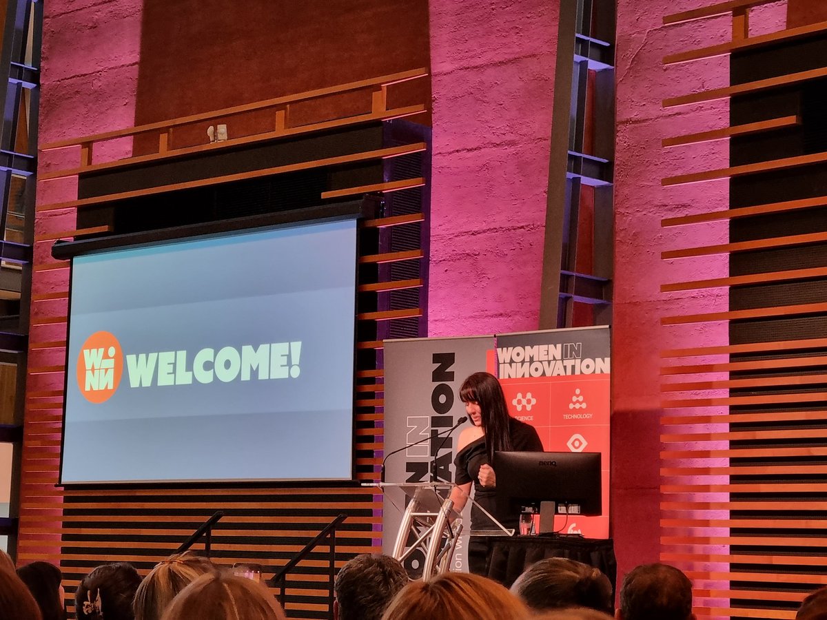 We are live, for the first time in 3 years! Let's celebrate all these amazing women #winn2022 <a href="/WinnovationSA/">Women in Innovation</a>