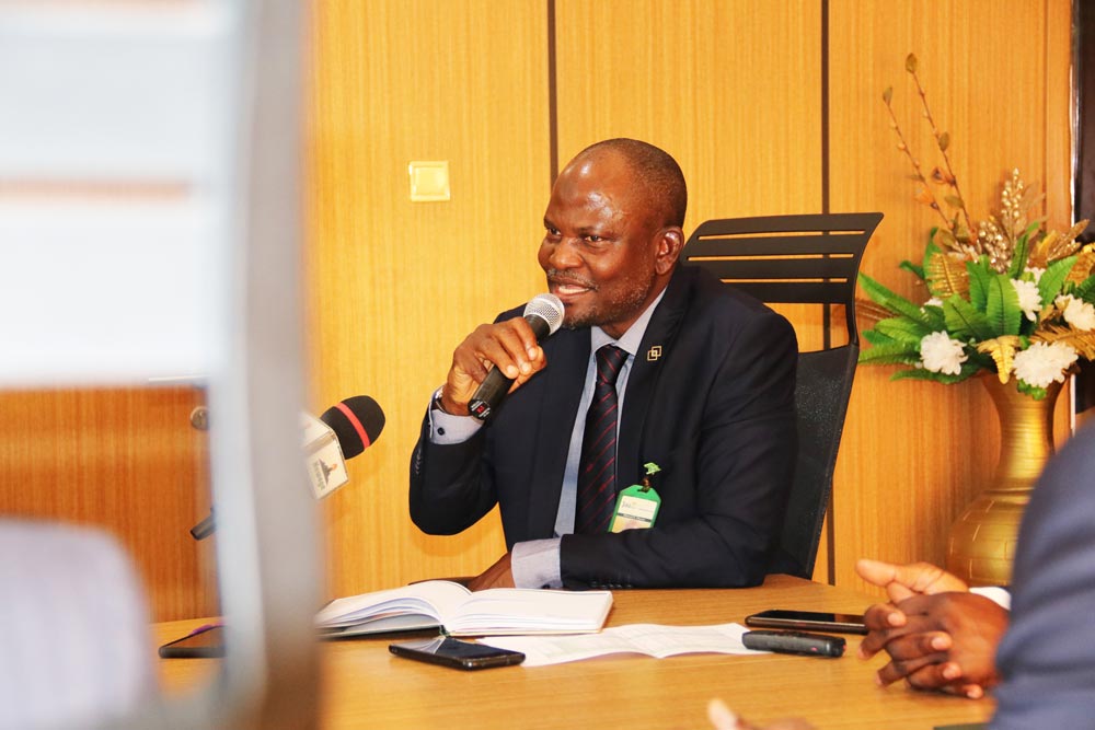 JaizBankNG's tweet photo. A Media Parley with Jaiz Bank Management led by the Managing Director Dr. Sirajo Salisu and Finance Correspondents Association of Nigeria (FICAN). The FICAN was led by its Chairman, Nduka Chiejera.
#JaizBank #JaizLifestyle #JaizCares #jaizbank10thyearanniversary https://t.co/dDXQXiFgll