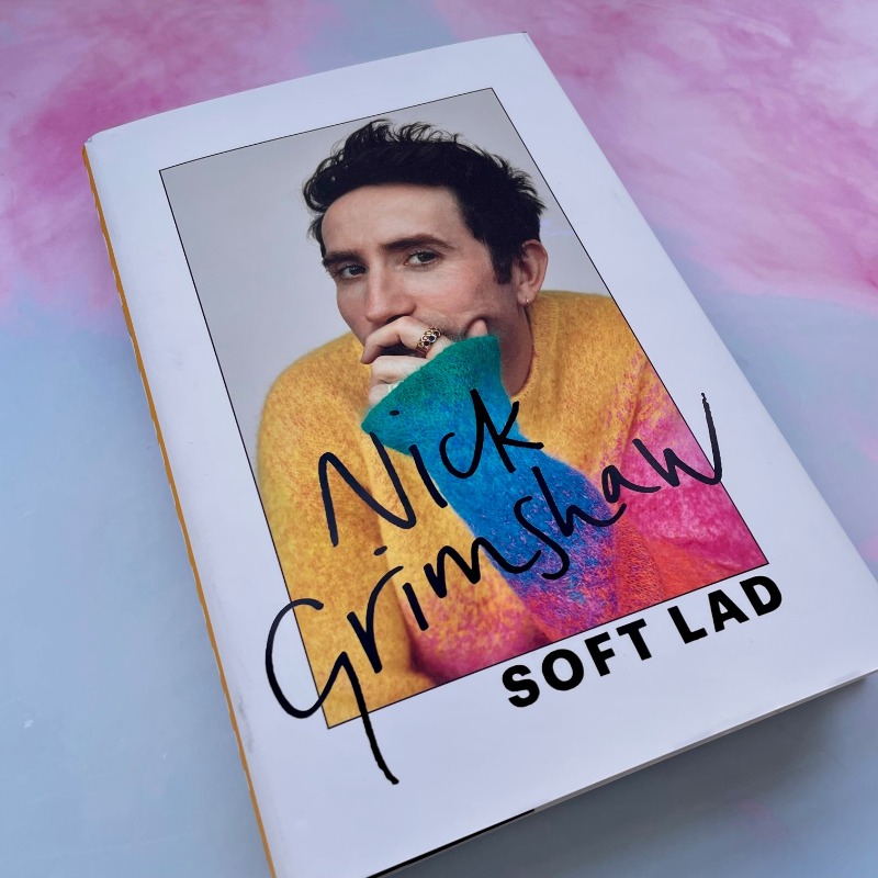 HodderBooks's tweet photo. SOFT LAD is a collection of stories: stories on life, loves, death, fears, obsessions, nights out, growing up and making dreams come true. 

They're all honest, unfiltered and I'm proud to be sharing them with you. I hope you enjoy them.' @Grimmers x