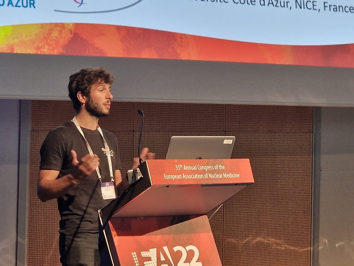 HugoSchmutz2's tweet photo. Very proud to have presented my work highlighted at #EANM22 on the prediction of the lung cancer response to immunotherapy. We show that heterogeneous biomarkers can be combined to improve predictive performance.  @officialEANM @Lacassagne_Nice @3IAcotedazur @InriaMaasai https://t.co/2YDMLtN8Zg