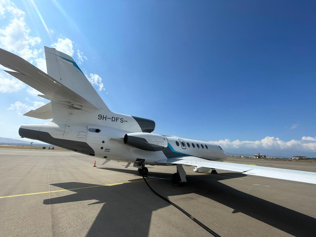 HarmonyJets's tweet image. When your livery matches the sky's colors. 💙

#VIPflight #Privatejet #Aircraft #Falcon50 #Dassaultfalcon #Pilots #Avgeek #Harmonyjets