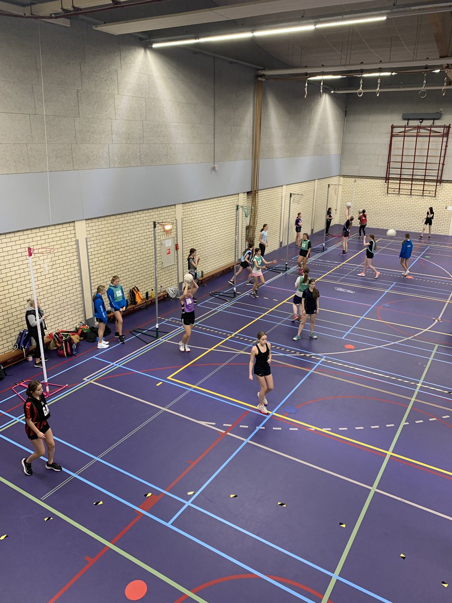 ManorHseSchool's tweet photo. Shooting techniques and communication skills this morning. @ManorHseSchool @StMarysSchoolGX @CLSGgirls #netballcamp https://t.co/Oma4eJpEZH